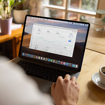 华体会app账号异常提示…别跟着弹窗走…真入口不会这样跳转